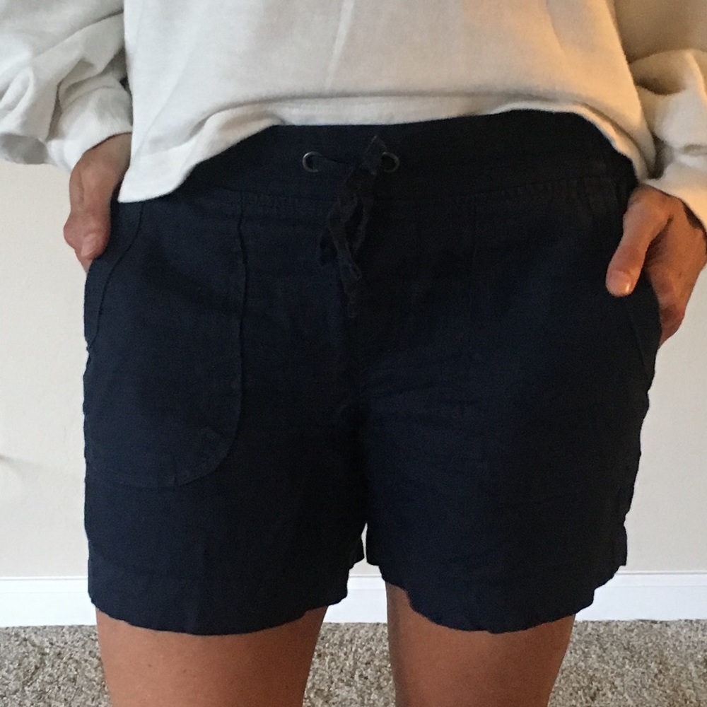 Athlete linen shorts